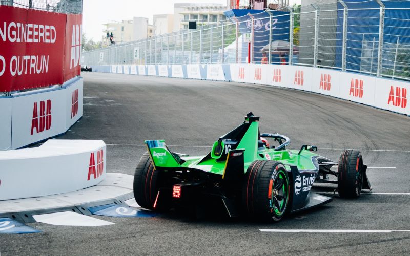 Drapeau rouge fatal, Buemi priv&eacute; de points &agrave; Sanya