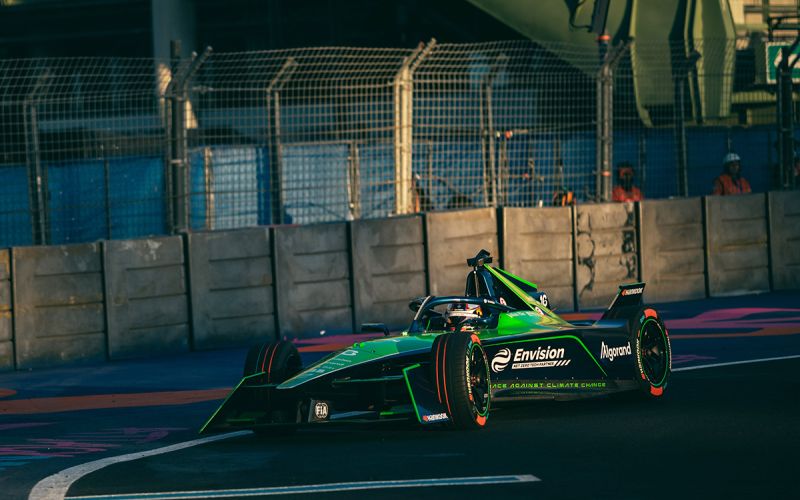 SÉBASTIEN BUEMI A DÉMARRÉ SA CARRIÈRE DE PILOTE ENVISION AVEC UNE EXCELLENTE SIXIÈME PLACE À MEXICO CITY