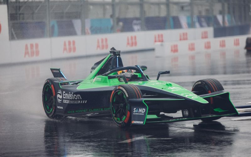 Buemi marque des points à Tokyo après un week-end contrasté